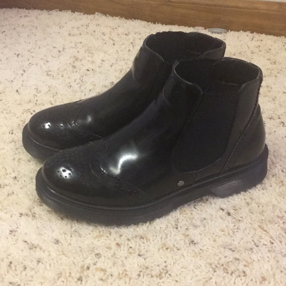 Boots!